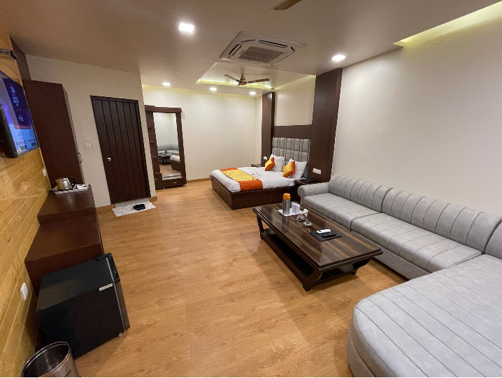 1 x Suite Room